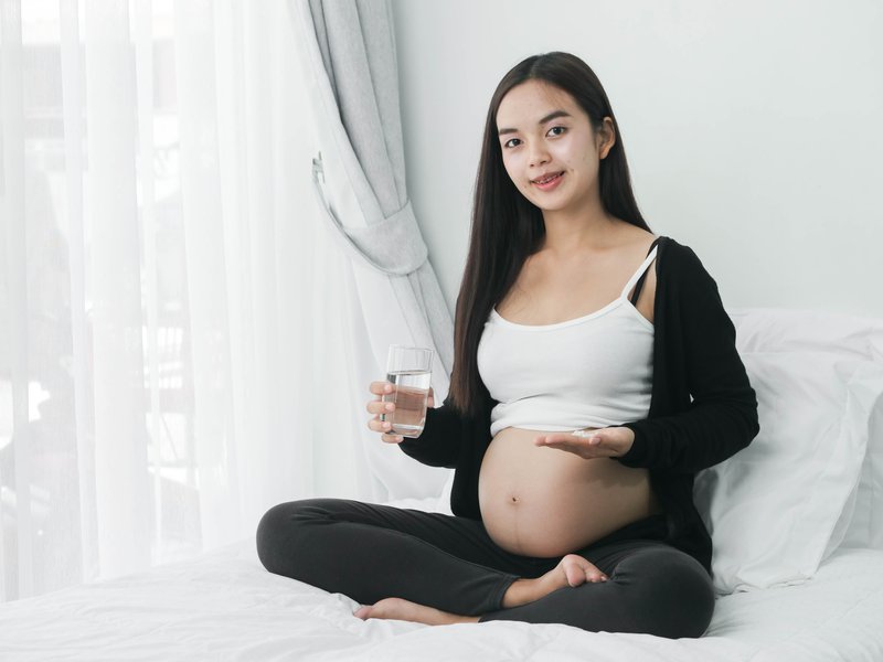 Phụ nữ đang có thai cần chú ý hỏi bác sĩ trước khi uống Sắc Ngọc Khang