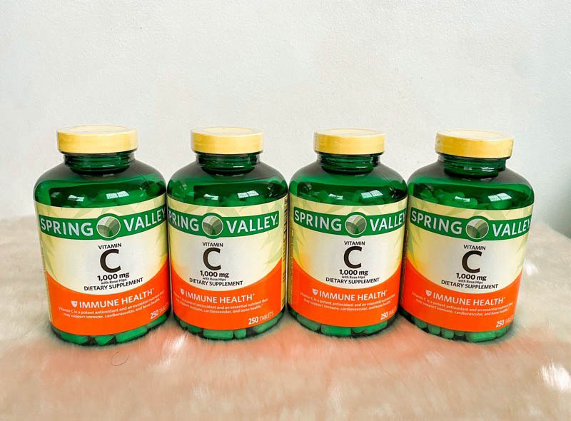 Spring Valley Vitamin C 1000mg được đánh giá là giải pháp hàng đầu cho người bị thiếu hụt vitamin C