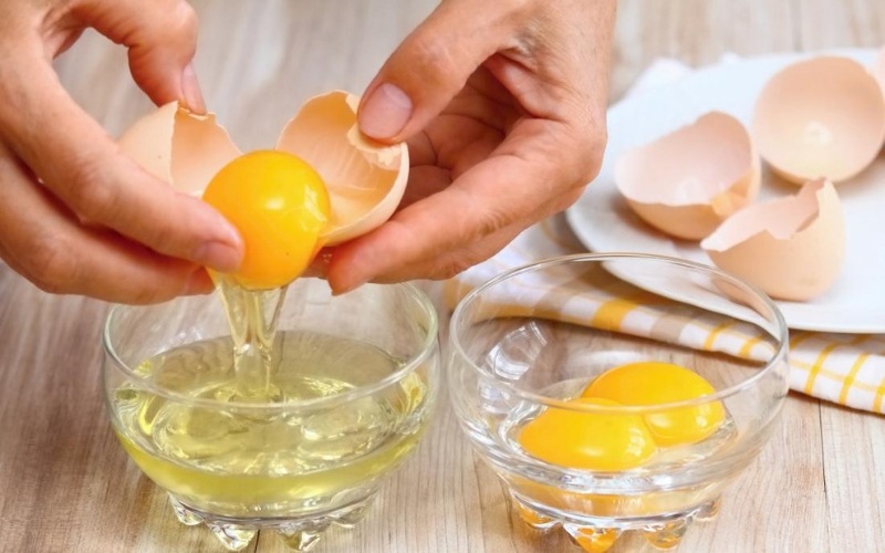 Sử dụng trứng gà chăm sóc da