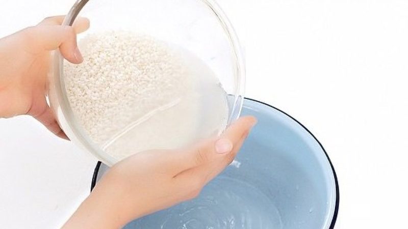 Nước vo gạo được sử dụng để làm đẹp da