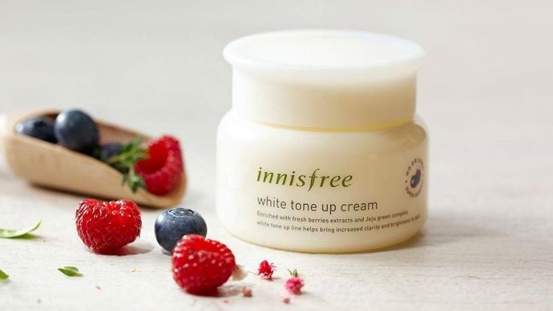 Sử dụng Innisfree White Tone Up Cream đem đến hiệu quả trắng da rõ rệt