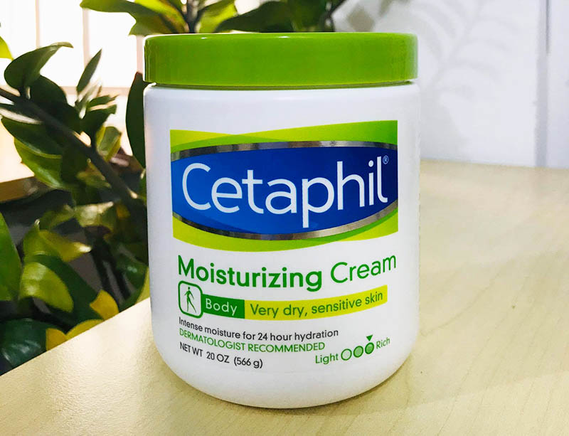 Cetaphil Moisturizing Cream là loại kem dưỡng ẩm hàng ngày phù hợp với mọi loại da