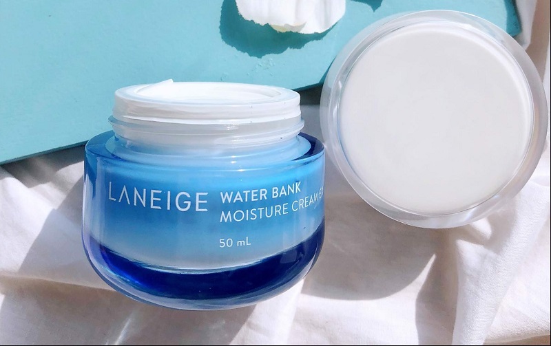 Water Bank Moisture Cream - kem chăm sóc độ ẩm Laneige mang đến domain authority khô