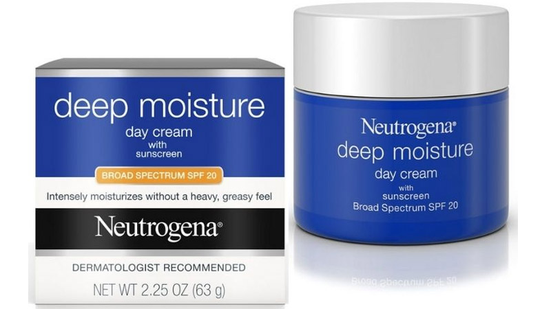 Kem dưỡng ẩm Neutrogena Deep Moisture Day Cream SPF 20 được nhiều khách hàng đánh giá cao
