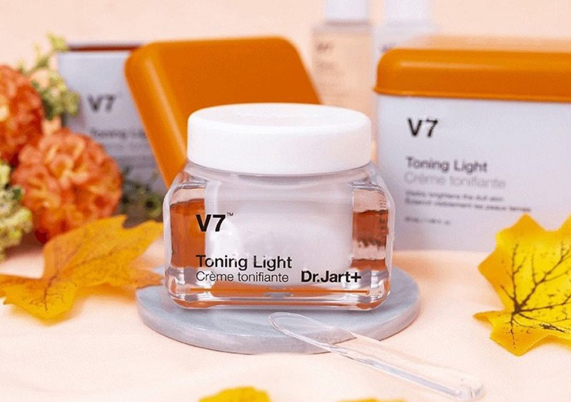 V7 Toning Light Dr.Jart+ xứng đáng là kem dưỡng da mặt của Hàn Quốc tốt nhất hiện nay