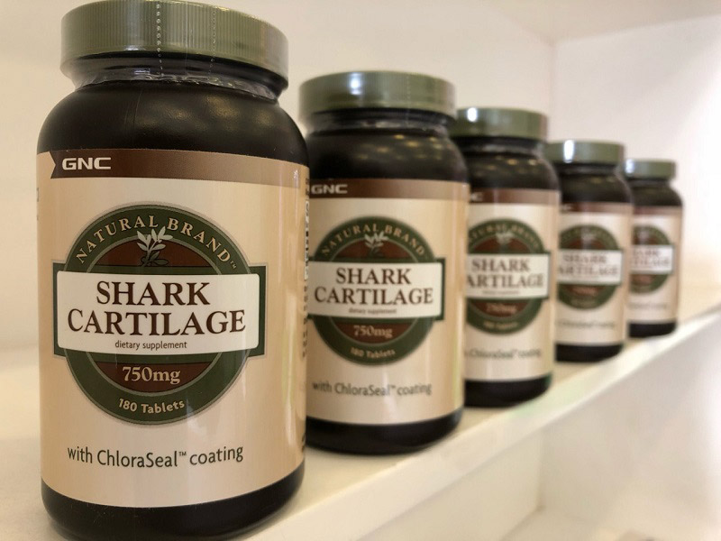 Viên uống chiết xuất sụn vi cá mập GNC Shark Cartilage bổ trợ xương khớp và cột sống