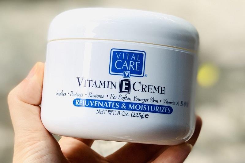 Kem dưỡng ẩm toàn thân Vitamin E Cream của Vital Care