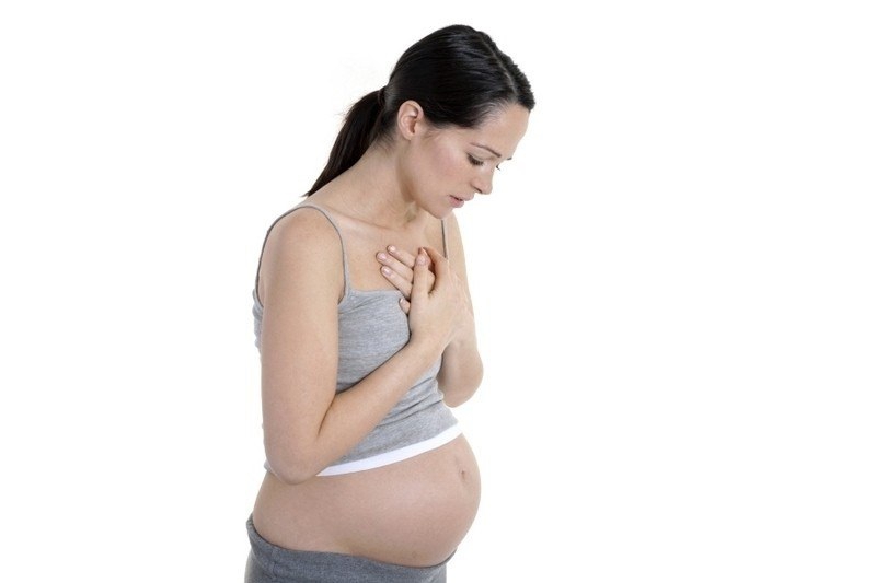 Có rất nhiều nguyên nhân dẫn tới khó thở khi mang thai tháng thứ 8