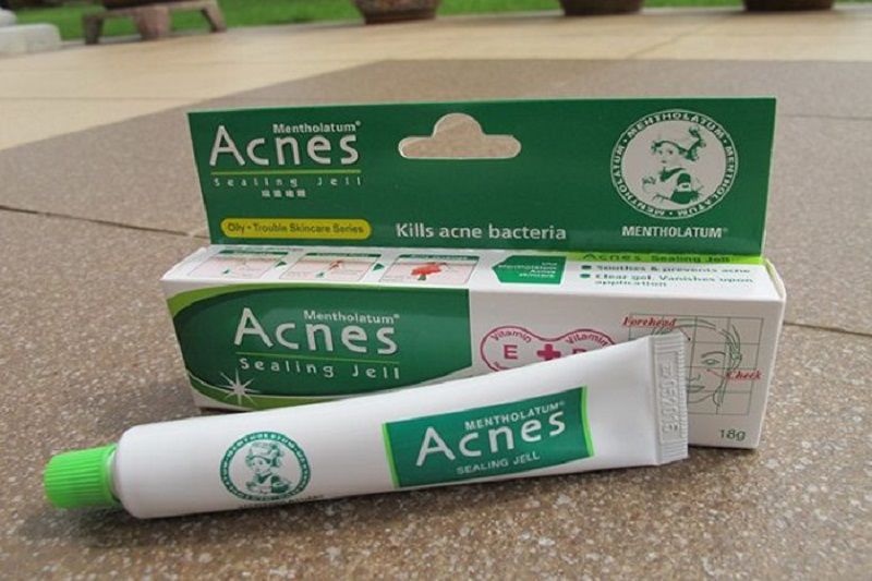 Acnes Medical Cream là một trong những sản phẩm được đánh giá cao về hiệu quả trị mụn ẩn