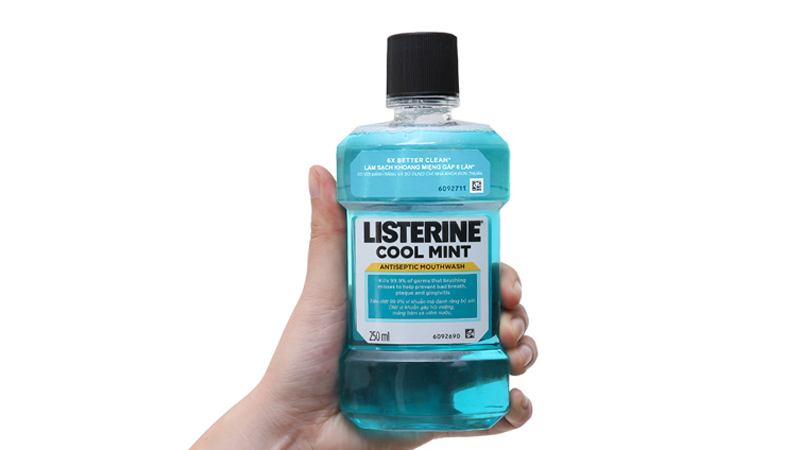 Listerine là nước súc miệng được nhiều người tin dùng