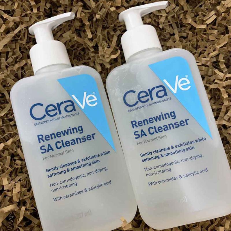 Sữa rửa mặt trị mụn dịu nhẹ CeraVe Renewing SA Cleanser