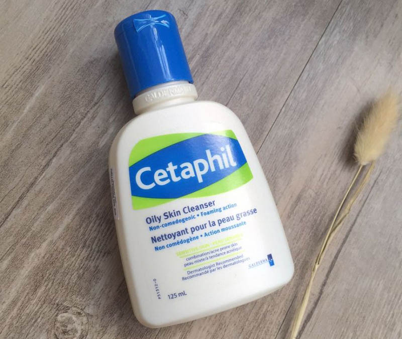 Sữa rửa mặt trị mụn Cetaphil Oily Skin Cleanser 