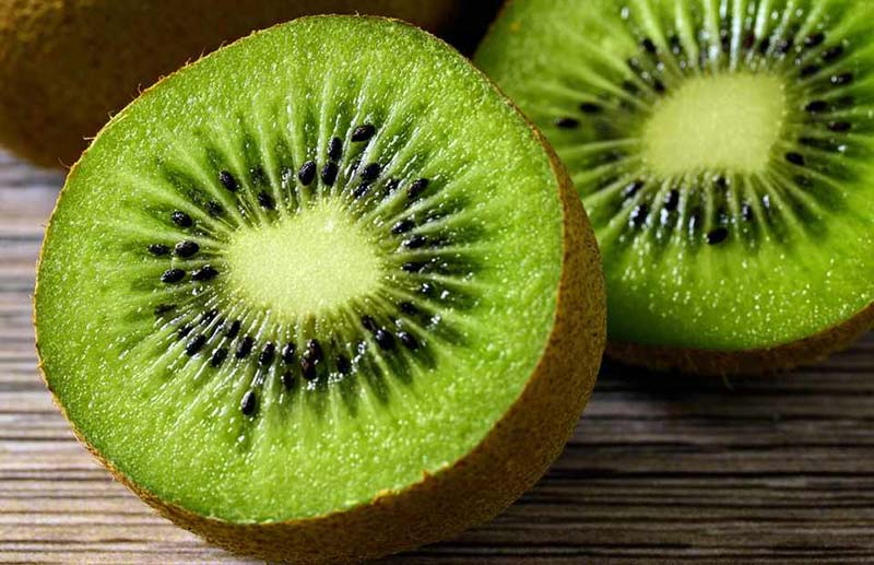 Quả kiwi có thể giúp bổ sung lượng vitamin C lớn cho cơ thể