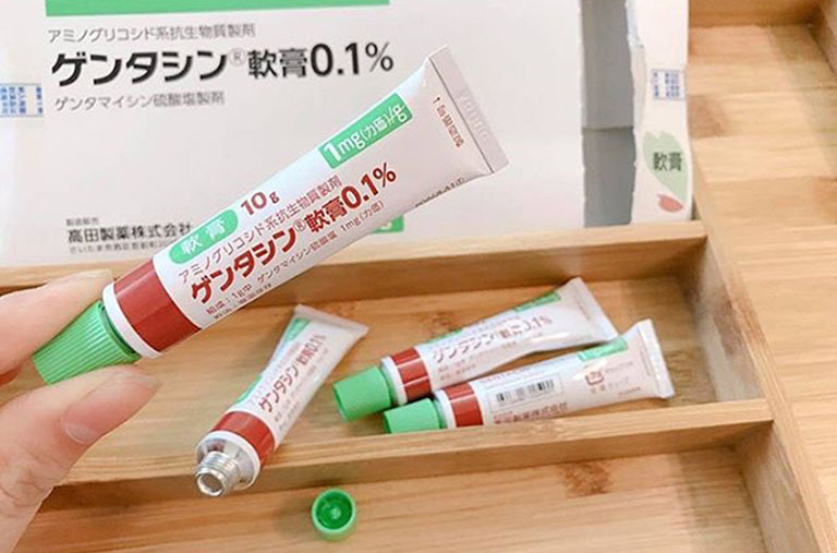 Người bị tổ đỉa có thể tận dụng kem bôi Gentacin của Nhật để cải thiện triệu chứng của bệnh