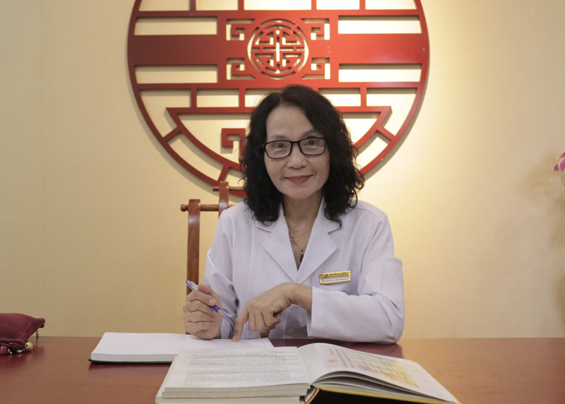 Bác sĩ Lê Phương - Người trực tiếp tham gia quá trình phục dựng liệu trình xử lý mụn Nhất Nam Hoàn Nguyên Bì