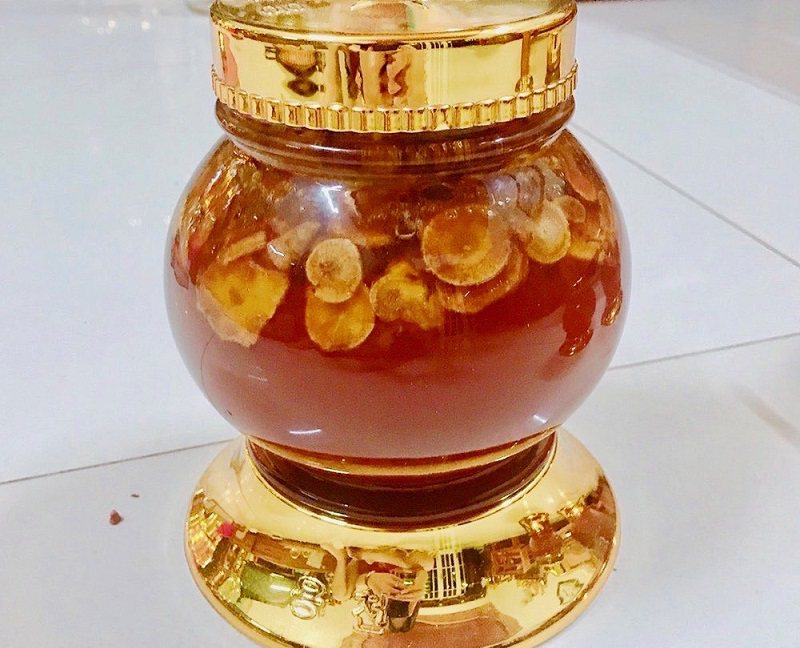 Sâm Ngọc Linh ngâm mật ong có giá dao động từ vài triệu đồng