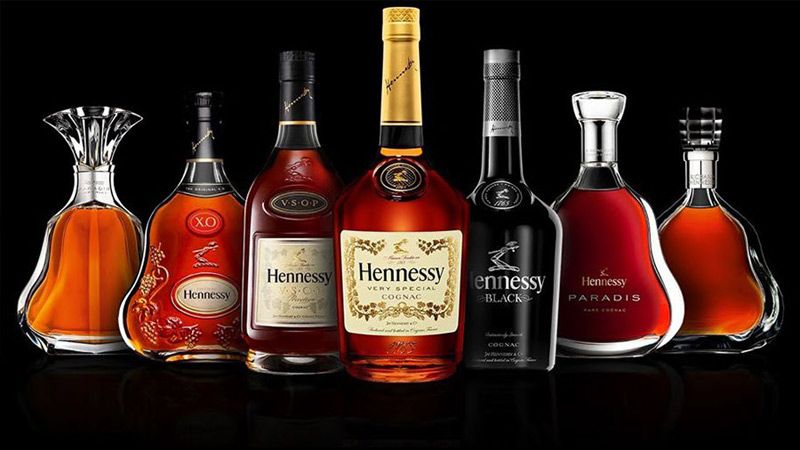 Nếu bạn đang cần tìm mua rượu biết sếp hãy tham khảo rượu Hennessy