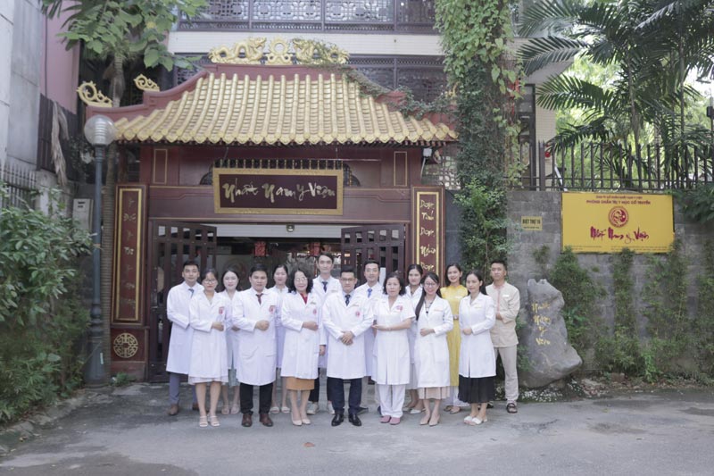 Trung tâm Da liễu Đông y Việt Nam là nơi tập trung đội ngũ y bác sĩ giàu kinh nghiệm, tay nghề cao