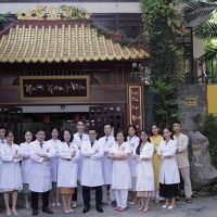 Đội ngũ chuyên gia giàu kinh nghiệm tại Trung tâm Da liễu Đông y Việt Nam
