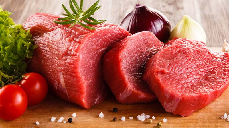 Dung nạp nhiều thịt đỏ khiến các triệu chứng của bệnh nặng hơn